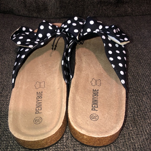 Women shoe - Picture 3 of 5